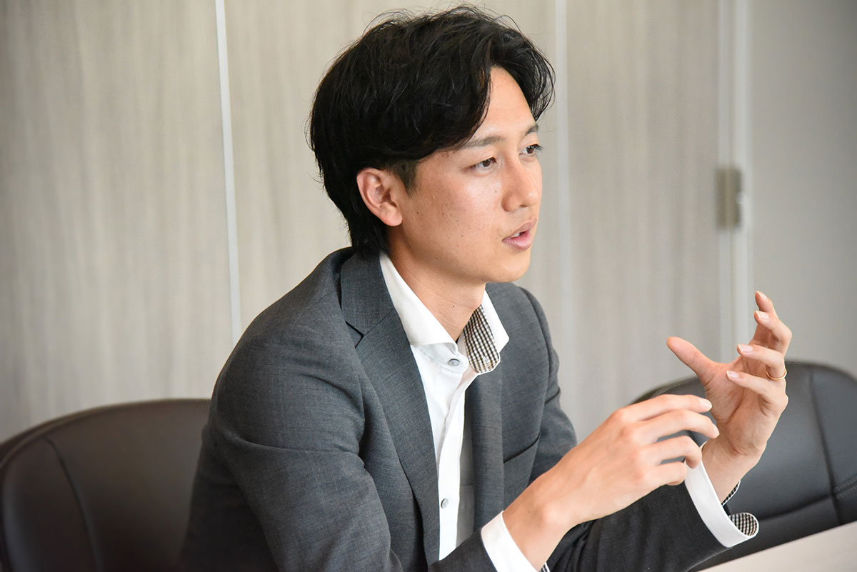 野澤 英之