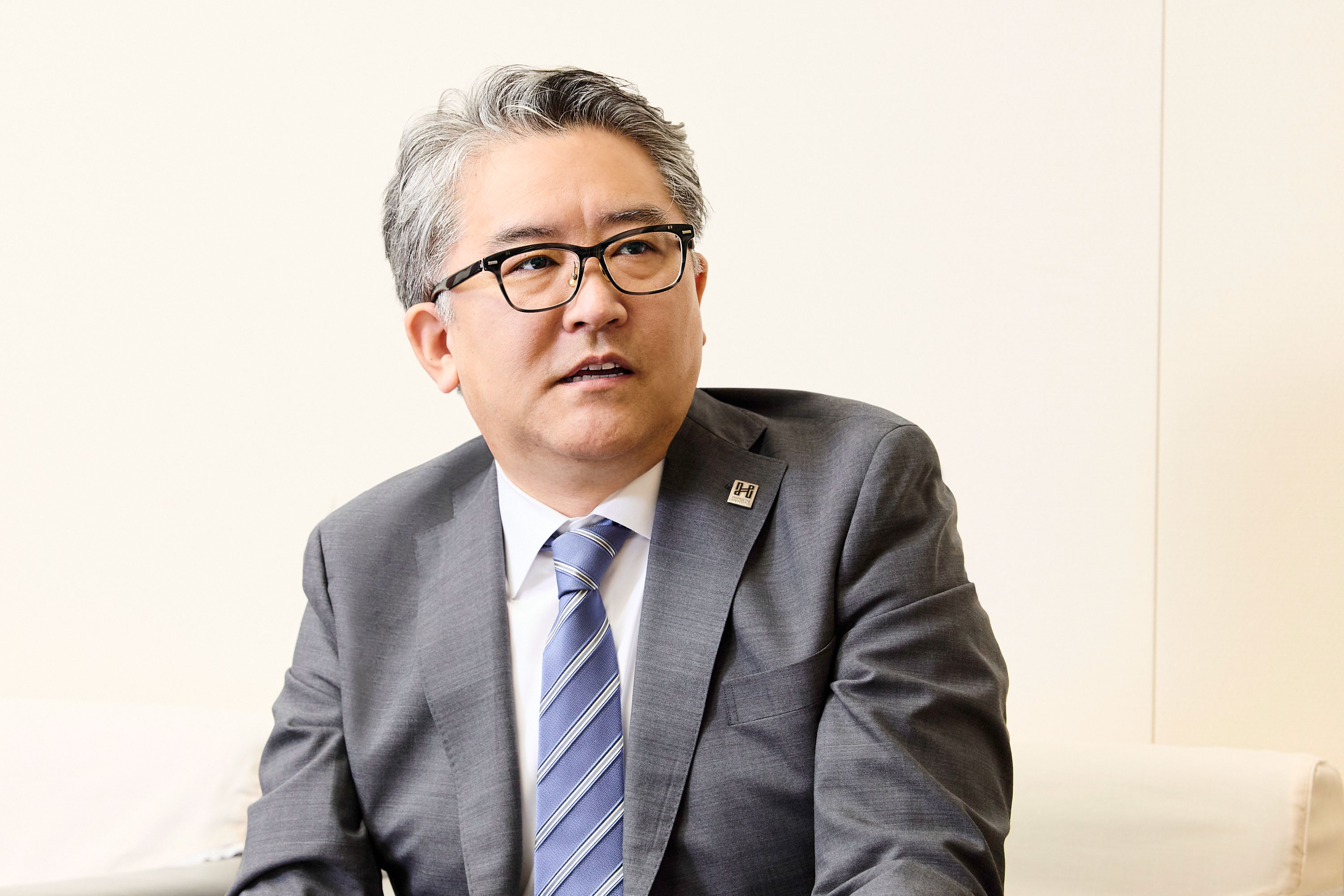 広津崇亮